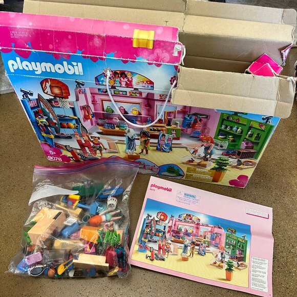 Playmobil City Life Set 9078 - Shopping Plaza Building Set - Picture 1 of 3